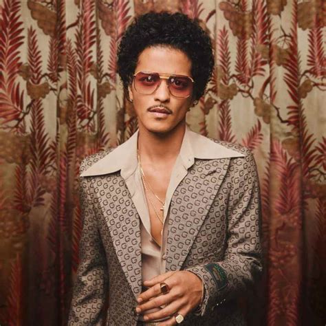 bruno mars gucci clothes|Top 5 Most Iconic Fashion Choices Made By Bruno Mars.